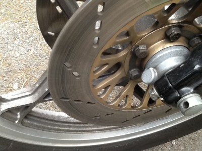 image.jpeg (280.97 KiB) Viewed 5543 times Metal flake wheels! Gold discs!!!